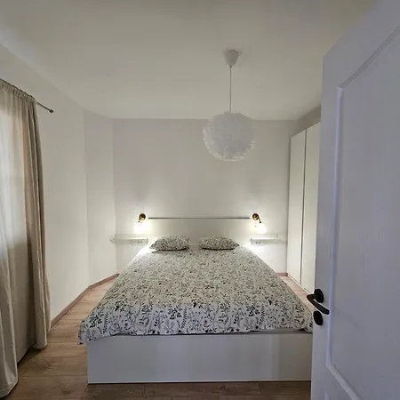 Apartment Una *