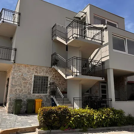 Apartment Apartment Una Murter
