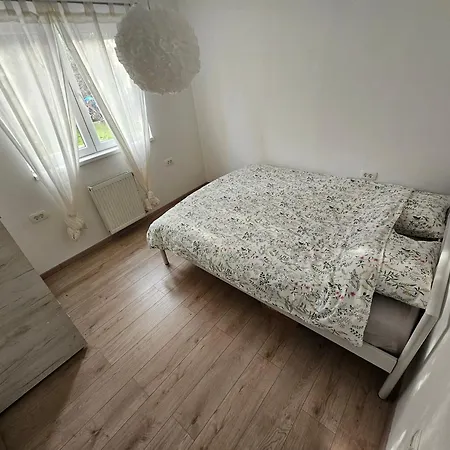 Apartment Una Murter